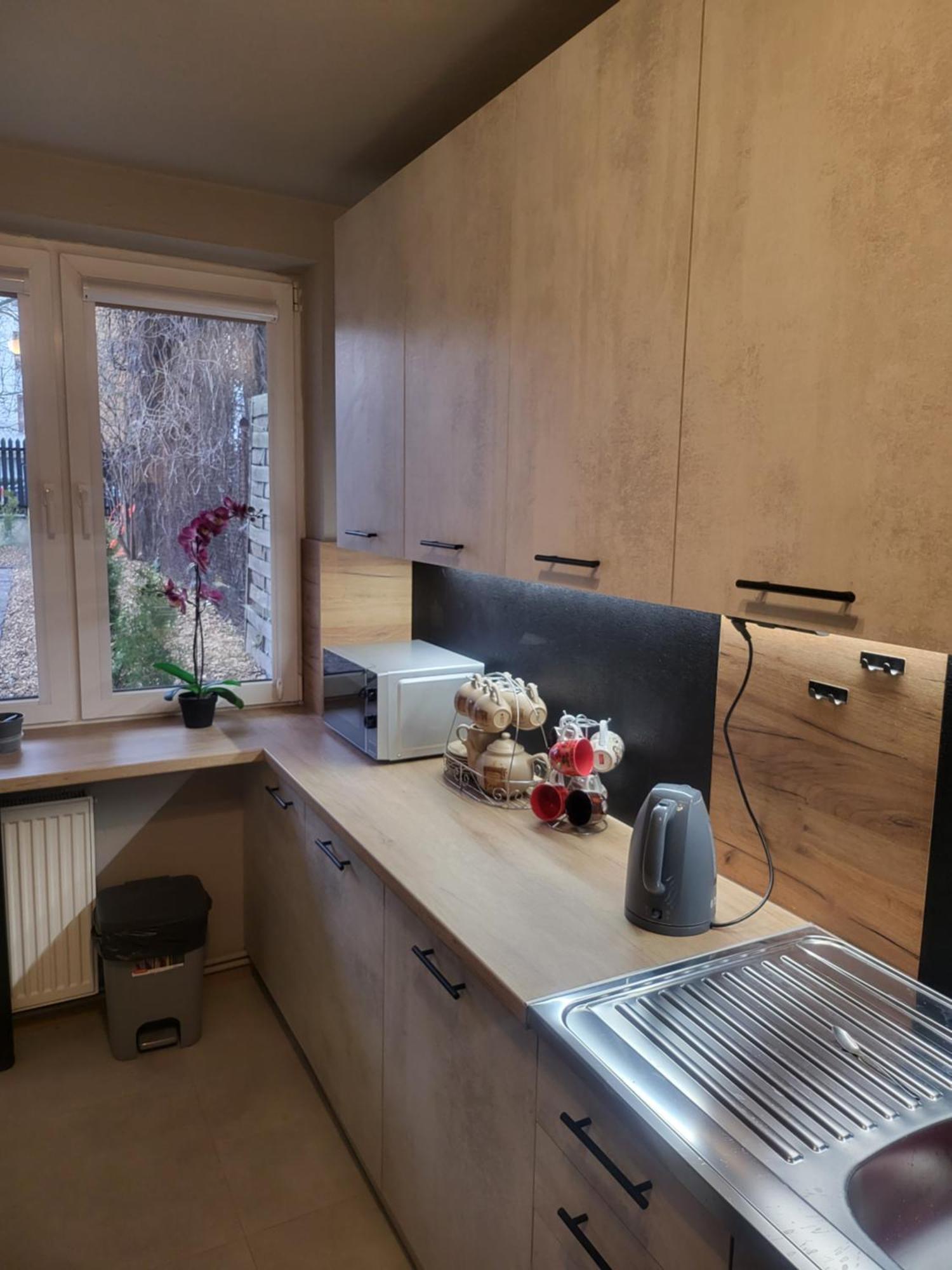 Rooms4Rest Popularna - Private Rooms For Tourists - Atr Consulting Sp, Z O,O, Warsaw Exterior photo